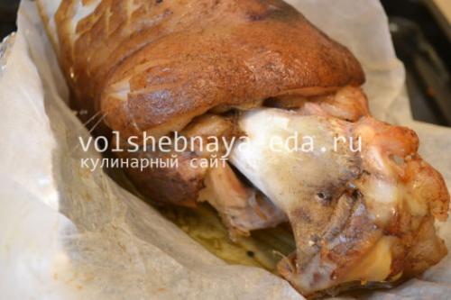 Как достичь хрустящей корочки на рульке в духовке. Ингредиенты