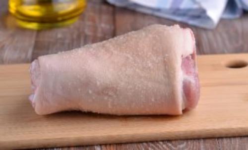 Какой должен быть режим температуры и времени запекания рульки с горчицей. Свиная рулька, запеченная в фольге в духовке