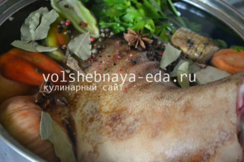 Как достичь хрустящей корочки на рульке в духовке. Ингредиенты