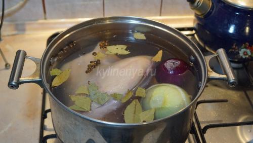 Как выбрать правильную свиную рульку для приготовления. Как вкусно запечь свиную рульку в фольге?