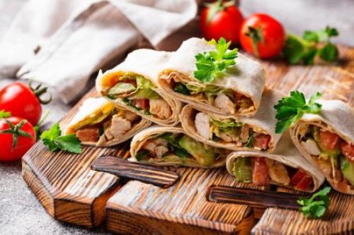 Какие ингредиенты можно использовать для начинки рулета. 20 вкусных и простых начинок для рулета из лаваша