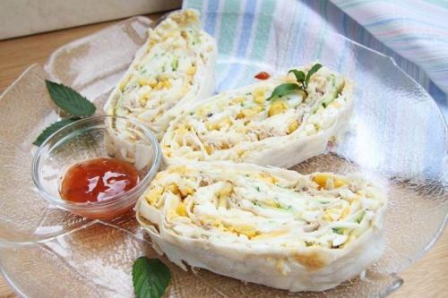 Какие ингредиенты можно использовать для начинки рулета. 20 вкусных и простых начинок для рулета из лаваша