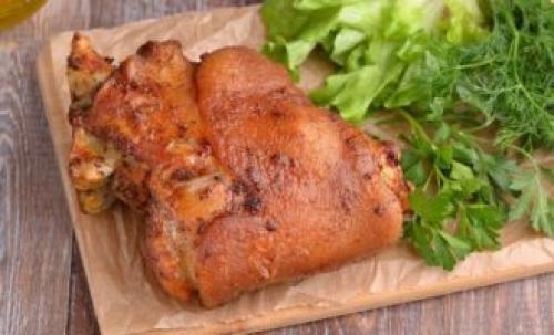 Какой температуре нужно установить духовку для запекания свиной рульки. Свиная рулька, запеченная в фольге в духовке