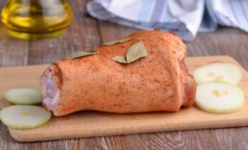 Какой температуре нужно установить духовку для запекания свиной рульки. Свиная рулька, запеченная в фольге в духовке