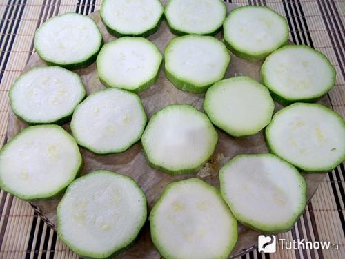 Кабачки гриль с сыром в микроволновке: быстрый и вкусный рецепт 03