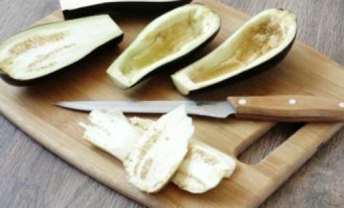 Есть ли какие-то альтернативные способы подачи баклажанов в сырно-сливочной заливке. Баклажаны с помидорами и сыром, запеченные в духовке