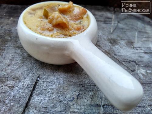 Свинина с солеными огурцами и сметаной. Неприлично вкусная свинина с солеными огурцами