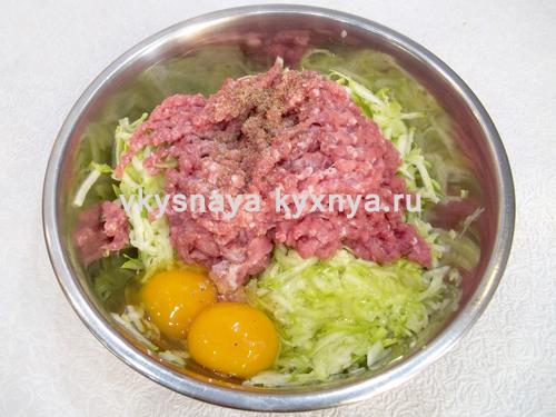 Оладьи из кабачков с фаршем на сковороде: самый вкусный рецепт