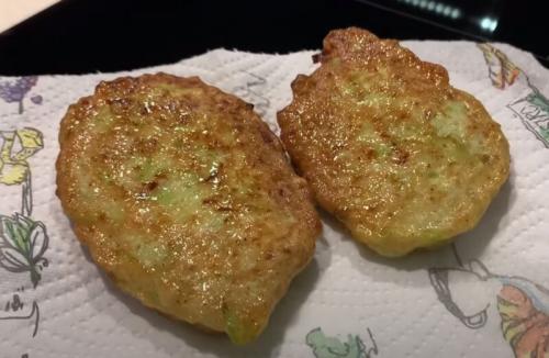 Какие добавки можно использовать для придания особого вкуса кабачковым оладьям. Оладьи из кабачков — 12 самых вкусных рецептов