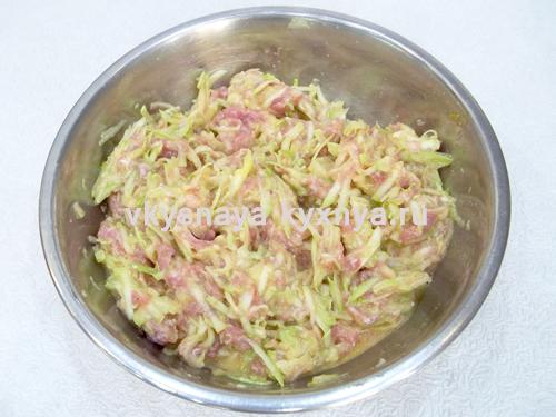 Оладьи из кабачков с фаршем на сковороде: самый вкусный рецепт