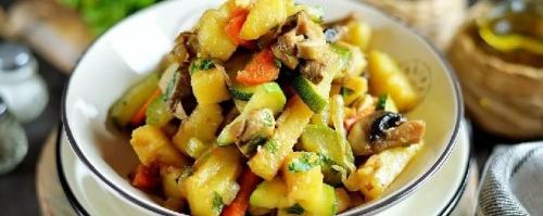 Существуют ли особенности при готовке кабачков и картошки вместе. Овощное рагу с кабачками и картошкой