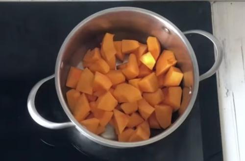 Пшенная каша на молоке с сухофруктами в мультиварке. Пшённая каша с тыквой на молоке в кастрюле — старинный рецепт