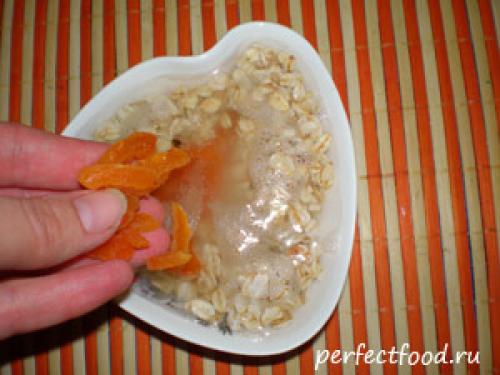 Постная пшенная каша с сухофруктами. Постная каша с сухофруктами