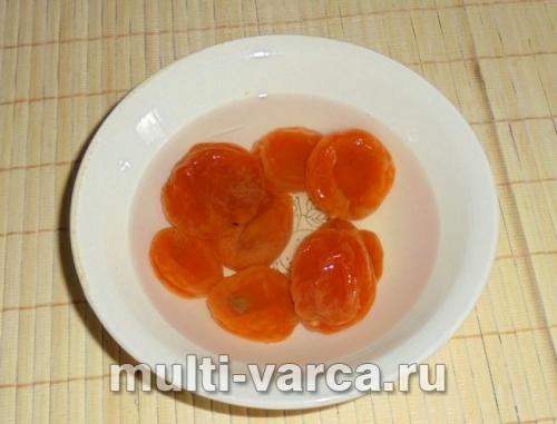 Вкусная и полезная молочная пшенная каша с тыквой и курагой: рецепт для мультиварки 02