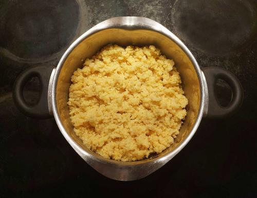 Какую консистенцию должна иметь пшенная каша после приготовления. Как приготовить рассыпчатую пшенную кашу на воде — самый удачный рецепт постной пшенной каши с пошаговыми фото