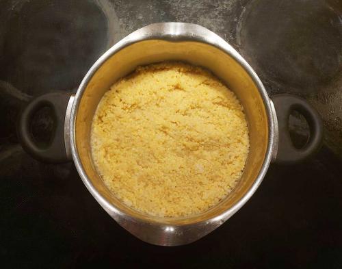 Какой объем воды необходим для приготовления диетической пшенной каши. Как приготовить рассыпчатую пшенную кашу на воде — самый удачный рецепт постной пшенной каши с пошаговыми фото