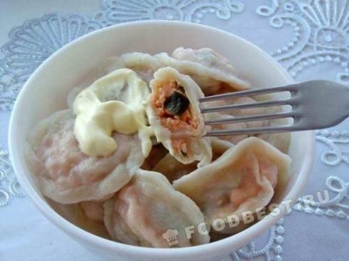 Как сохранить сочность и вкусность пельменей с красной рыбой. Пельмени с красной рыбой