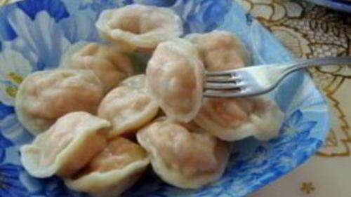 Сочные и вкусные: как приготовить пельмени с горбушей и салом 05 Сочные и вкусные: как приготовить пельмени с горбушей и салом 05