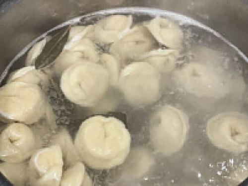 Пельмени из красной рыбы по-домашнему. Домашние рыбные пельмени из дикой красной рыбы