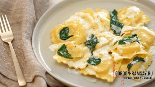 Королевское тесто для пасты. Равиоли — рецепт итальянской кухни. Но кому не знакомо подобное изделие из теста с начинкой… 07 Королевское тесто для пасты. Равиоли — рецепт итальянской кухни. Но кому не знакомо подобное изделие из теста с начинкой… 07