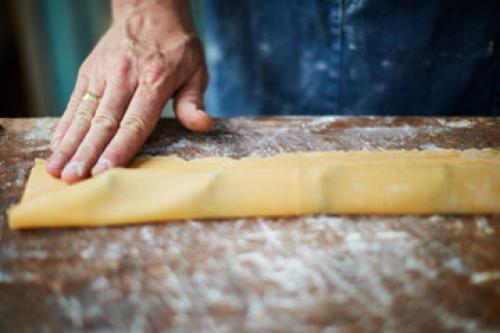 Королевское тесто для пасты. Равиоли — рецепт итальянской кухни. Но кому не знакомо подобное изделие из теста с начинкой… 03 Королевское тесто для пасты. Равиоли — рецепт итальянской кухни. Но кому не знакомо подобное изделие из теста с начинкой… 03