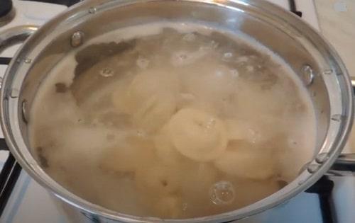 Какой вид красной рыбы лучше всего подходит для пельменей. Рыбные пельмени — 8 самых вкусных рецептов с рыбным фаршем