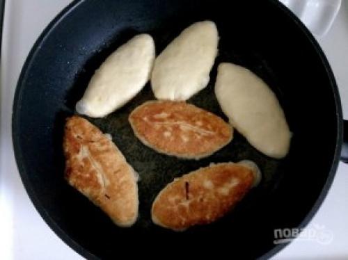 Пирожки с капустой жареные