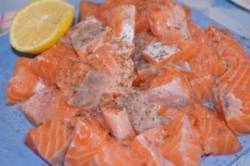 Почему сёмга хорошо сочетается со сливками. Семга в сливочно-чесночном соусе